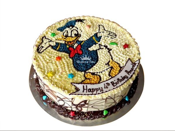 The Donald Duck Cartoon Photo Cake is delivered in Delhi and Noida